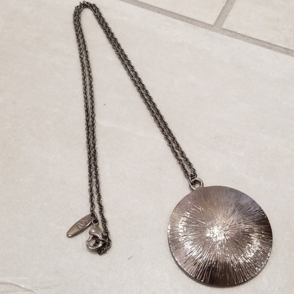 NY long necklace - Picture 2 of 3